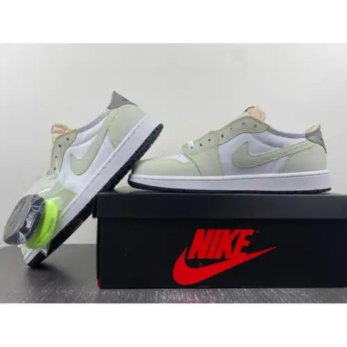 Air Jordan 1 Low OG Air Jordan 1 'Ghost Green'