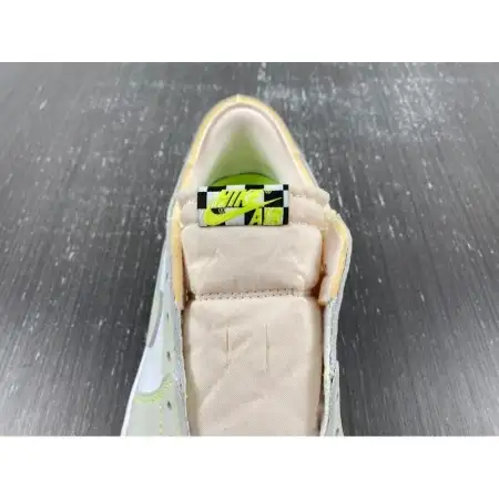 Air Jordan 1 Low OG Air Jordan 1 'Ghost Green'