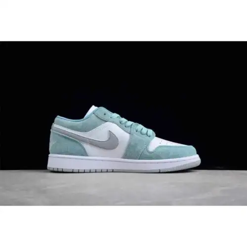 Air Jordan 1 Air Jordan 1 Low 'New Emerald'
