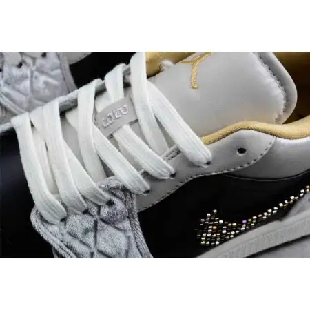 Air Jordan 1 Air Jordan 1 Low SE 'Beaded Swoosh'