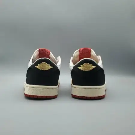 Trophy Room x Air Jordan 1 Retro  Air Jordan 1 Low OG SP 'Rookie Card - Away'