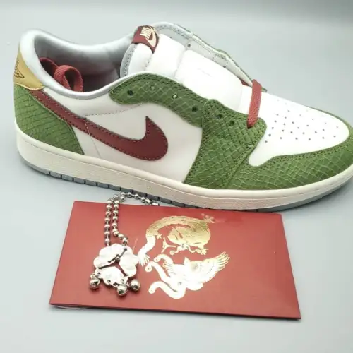 Air Jordan 1 Retro Low OG 'Year of the Air Jordan 1 Dragon'