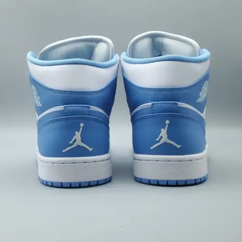 Air Jordan 1 Air Jordan 1 Mid 'UNC'
