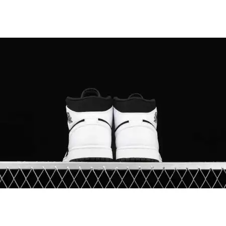 Air Jordan 1 Air Jordan 1 Retro Mid 'Tuxedo'