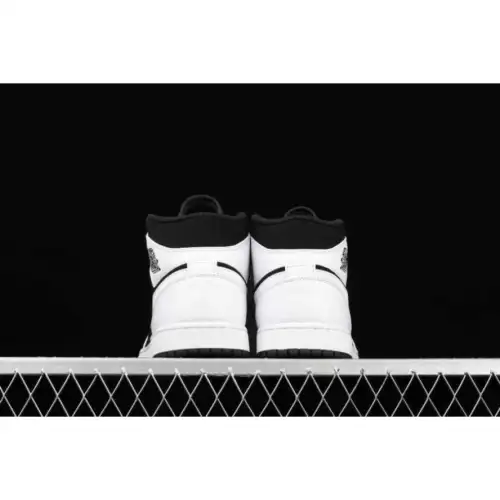 Air Jordan 1 Air Jordan 1 Retro Mid 'Tuxedo'