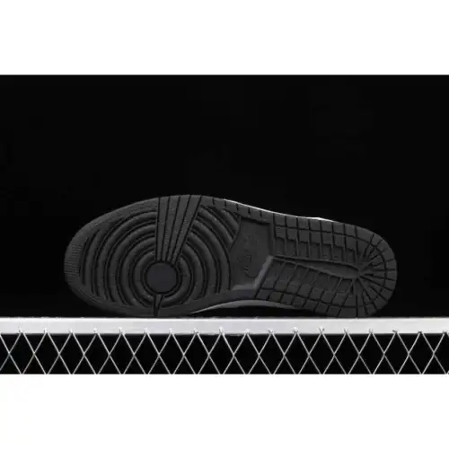 Air Jordan 1 Air Jordan 1 Mid 'Alternate Think 16'