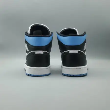 Wmns Air Jordan Air Jordan 1 1 Mid 'University Blue'