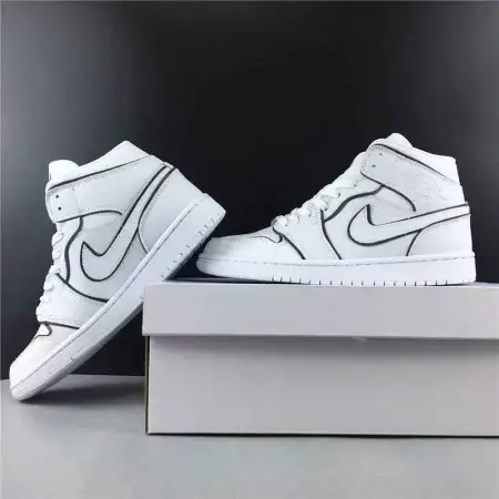 Wmns Air Jordan 1 Air Jordan 1 Mid SE 'Iridescent Trim'