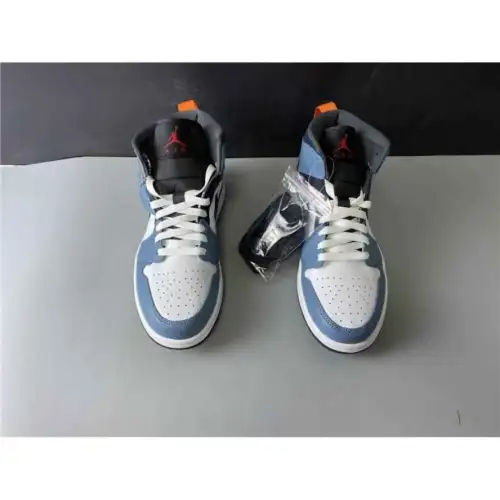 Facetasm Fearless x Air Jordan 1 Mid 'Fearless'