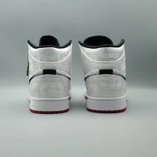 CLOT Air Jordan 1 x Air Jordan 1 Mid 'Fearless'