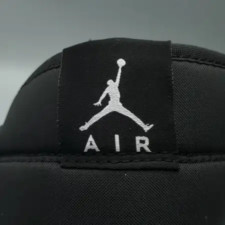 CLOT Air Jordan 1 x Air Jordan 1 Mid 'Fearless'