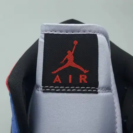Wmns Air Jordan 1 Air Jordan 1 Mid SE 'Multi Patent'