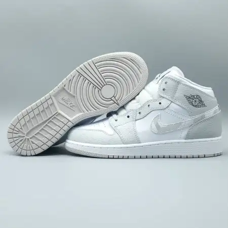 Air Jordan 1 Mid 'Swoosh Logo - Air Jordan 1 Grey Camo'