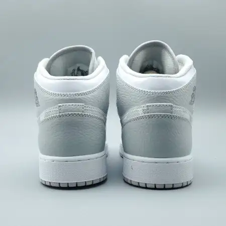 Air Jordan 1 Mid 'Swoosh Logo - Air Jordan 1 Grey Camo'