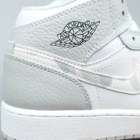 Air Jordan 1 Mid 'Swoosh Logo - Air Jordan 1 Grey Camo'
