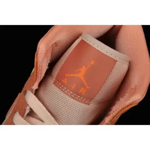 Wmns Air Jordan Air Jordan 1 1 Mid 'Apricot'