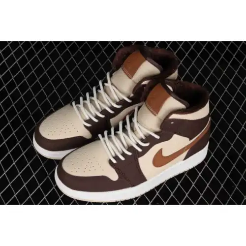 Wmns Air Jordan Air Jordan 1 1 Mid SE 'Cream Dark Chocolate'