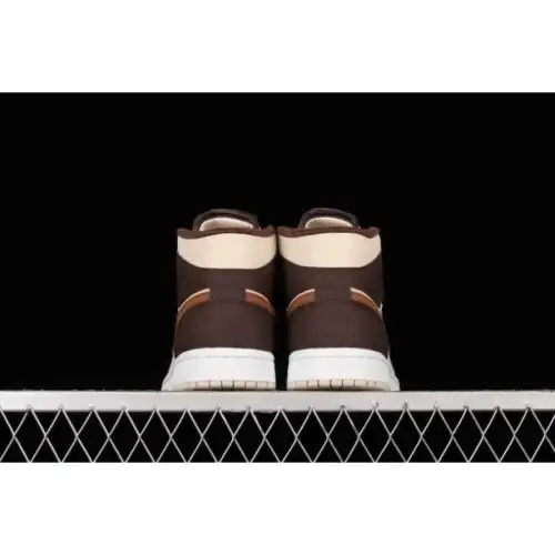 Wmns Air Jordan Air Jordan 1 1 Mid SE 'Cream Dark Chocolate'
