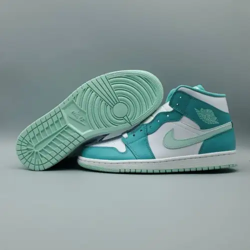 Wmns Air Jordan Air Jordan 1 1 Mid 'Marine Green'