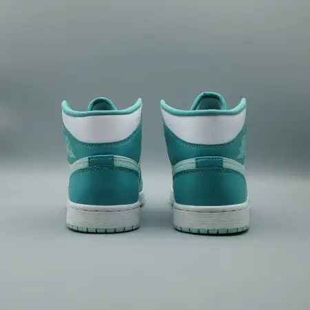 Wmns Air Jordan Air Jordan 1 1 Mid 'Marine Green'