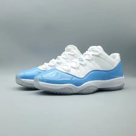 Air Jordan 11 Retro Low 'UNC' 8C0377