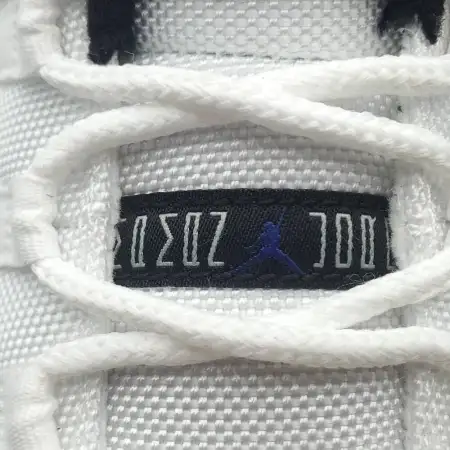 Air Jordan 11 Air Jordan 11 Retro Low 'Concord'