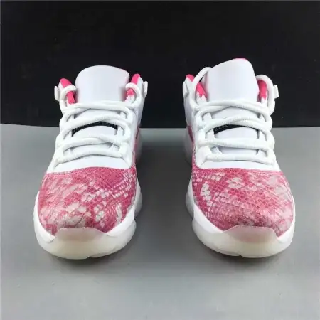 Wmns Air Jordan Air Jordan 11 11 Retro Low 'Pink Snakeskin'