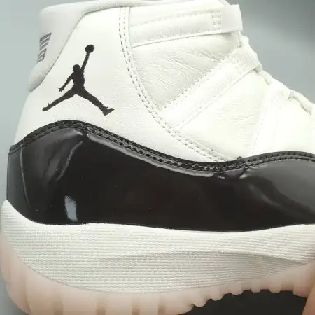 Wmns Air Jordan Air Jordan 11 11 Retro 'Neapolitan'