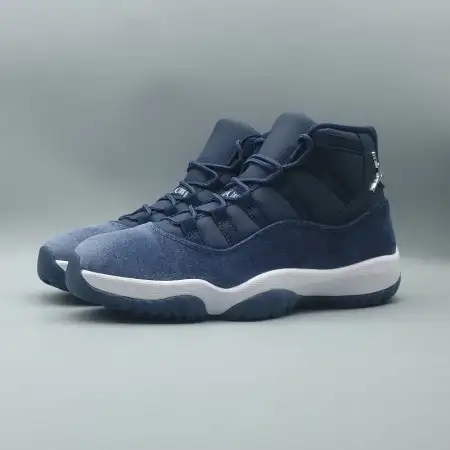 Wmns Air Jordan 11 Retro 'Midnight Navy Velvet' 1709361