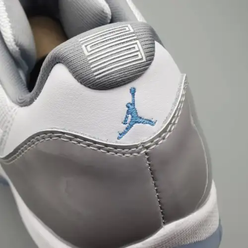 Air Jordan Air Jordan 11 11 Retro Low 'Cement Grey'