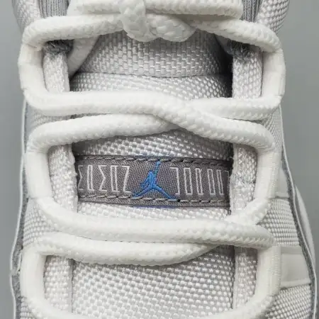 Air Jordan Air Jordan 11 11 Retro Low 'Cement Grey'