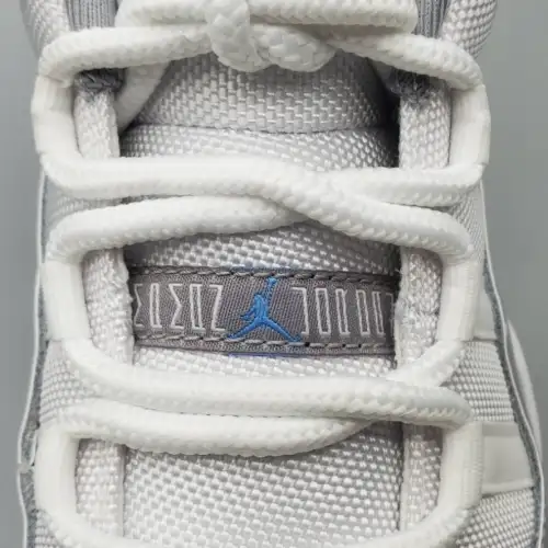 Air Jordan Air Jordan 11 11 Retro Low 'Cement Grey'