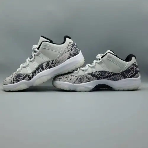 Air Jordan 11 Retro Low 'Light Bone Snakeskin'