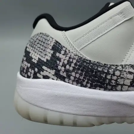 Air Jordan 11 Retro Low 'Light Bone Snakeskin'