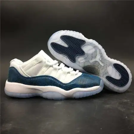 Air Air Jordan 11 Jordan 11 Retro Low 'Navy Snakeskin' 2019