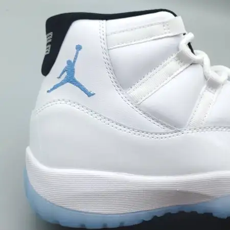 Air Jordan 11 Retro 'Columbia  Legend Air Jordan 11 Blue' 2024