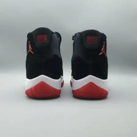 Wmns Air Jordan 11 Retro 'Bred Velvet'