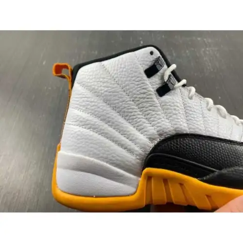 Air Jordan 12 Retro Air Jordan 12 '25 Years in China'