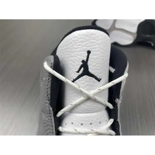 Air Jordan 13 Air Jordan 13 Retro 'Atmosphere Grey'
