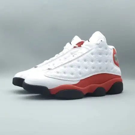 Air Jordan 13 Retro 'Chicago' 2017 045D1563