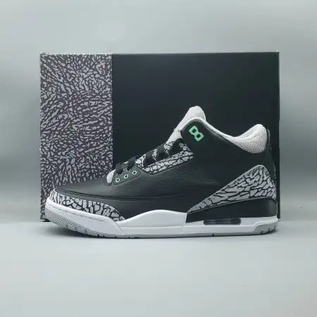 Air Jordan 3 Air Jordan 3 Retro 'Green Glow'