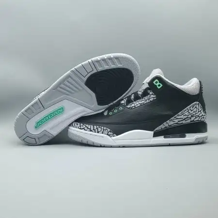 Air Jordan 3 Air Jordan 3 Retro 'Green Glow'