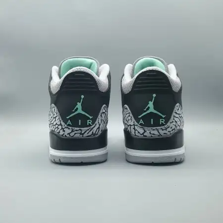 Air Jordan 3 Air Jordan 3 Retro 'Green Glow'