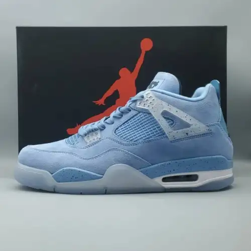 Air Jordan 4 Air Jordan 4 Retro 'UNC' PE