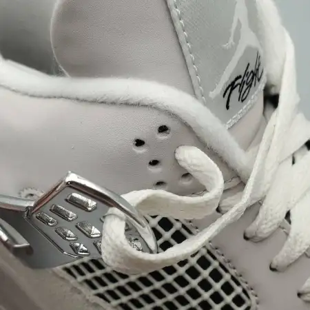 Wmns Air Jordan Frozen Moments 4 Retro 'Frozen Moments'