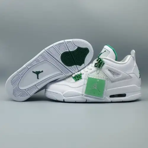 Air Jordan 4 Air Jordan 4 Retro 'Green Metallic'