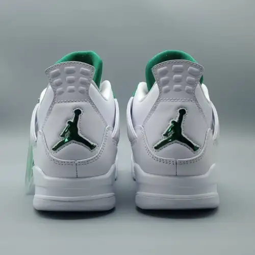 Air Jordan 4 Air Jordan 4 Retro 'Green Metallic'