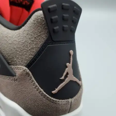 Air Jordan 4 Air Jordan 4 Retro 'Taupe Haze'