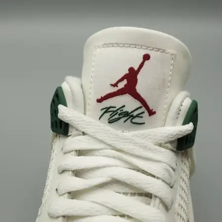 Nike SB x Air Jordan Nike SB 4 Retro 'Pine Green'