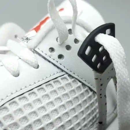 Air Jordan 4 Retro OG 'White Cement' 2025
